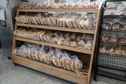The Great British Cake Shop photo 2